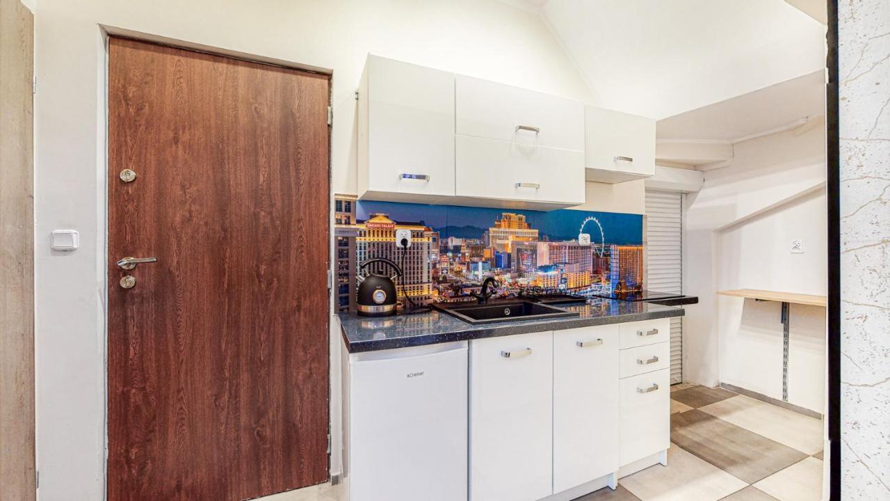 Apartament Las Vegas De Lux-Deptak Dworcowa Битом Екстериор снимка