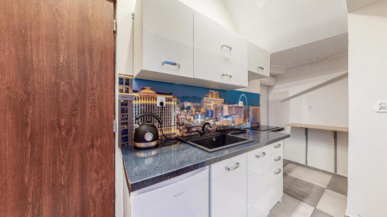 Apartament Las Vegas De Lux-Deptak Dworcowa Битом Екстериор снимка