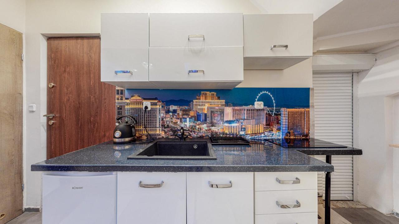 Apartament Las Vegas De Lux-Deptak Dworcowa Битом Екстериор снимка